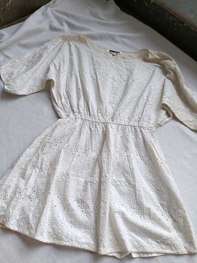 Chic Broderie Anglaise Mini Dress