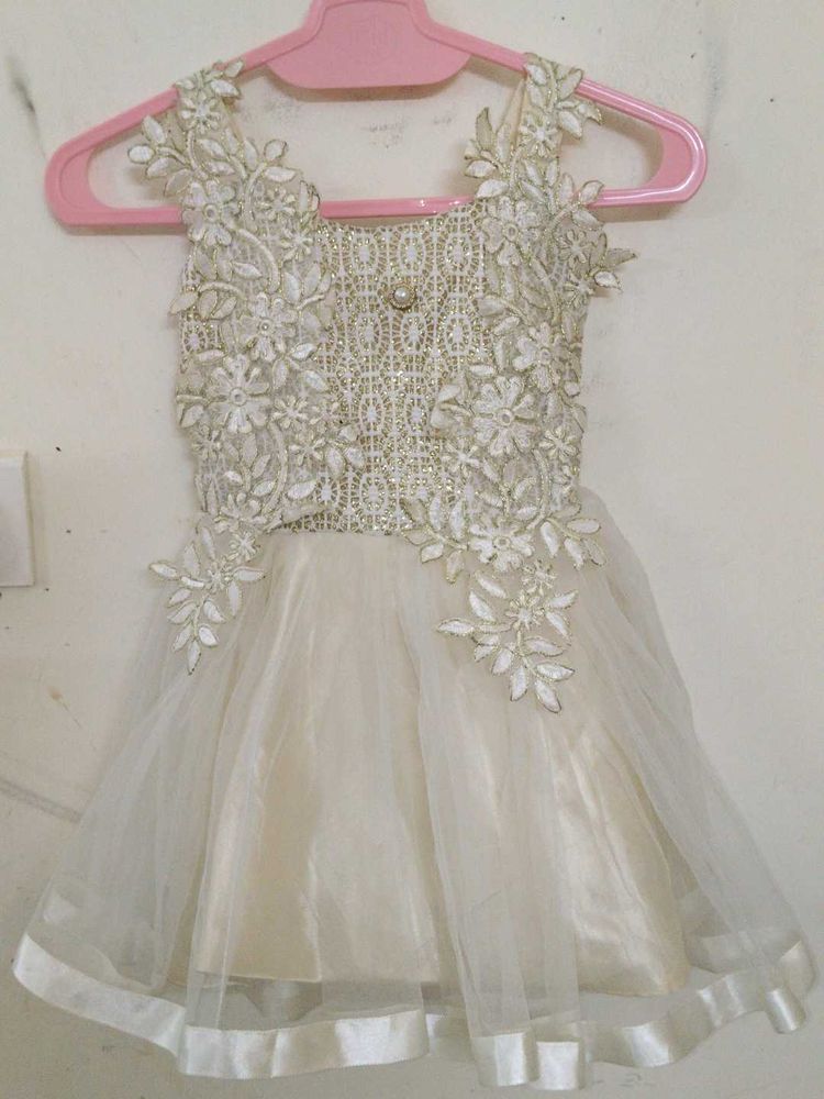 kids Festive / party Embroidered Dress