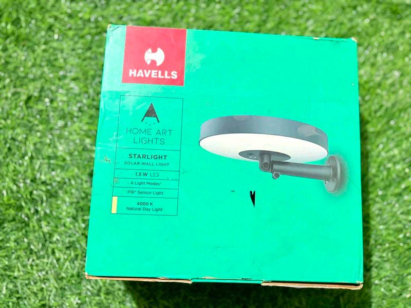 Havells Starlight 1.5W Solar Wall Light |PIRSensor