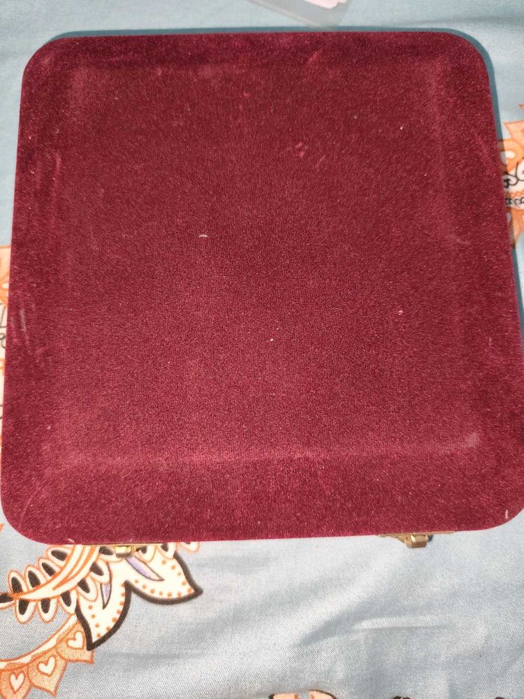 Elegant Jewellery Box
