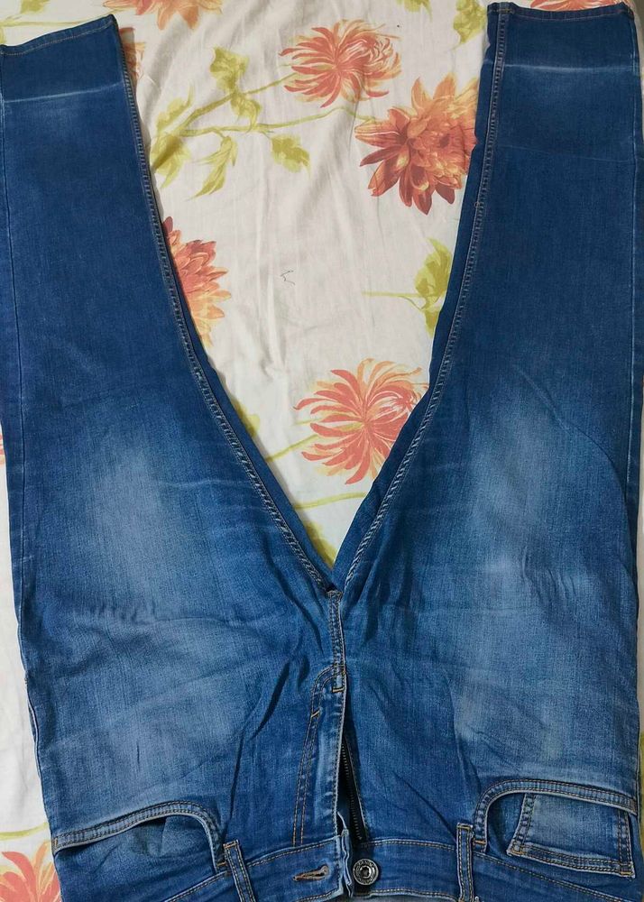 Stylish Blue Denim Jeans