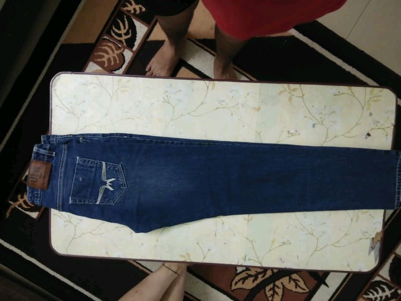 Roadster Jean, Price Negotiable