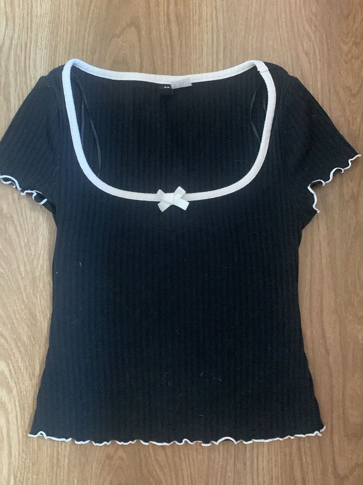 Cute Black Ribbed Top with Bow Detail