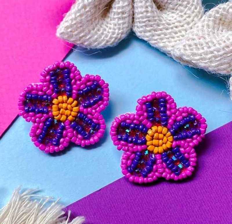 Handmade Beaded Flower Earrings🌸
