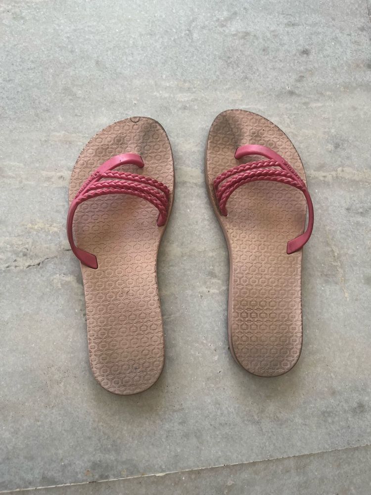 Ipanema Pink Braided Flip-Flops
