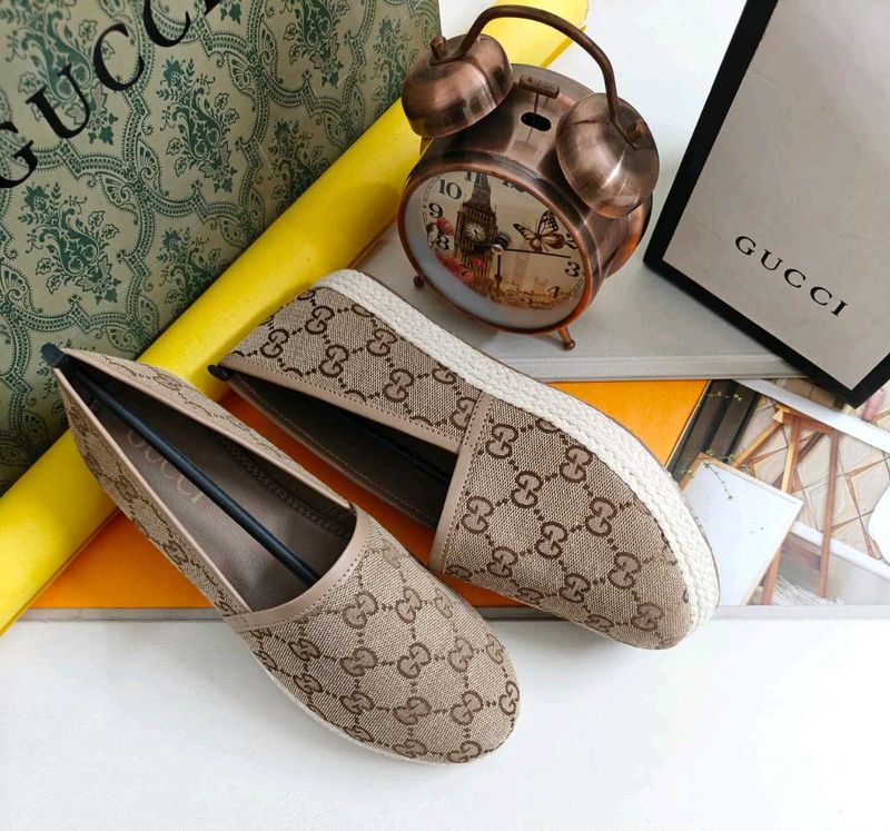 Gucci Espadrille Flats