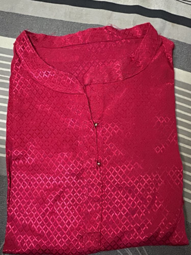 Elegant Red Textured Kurta