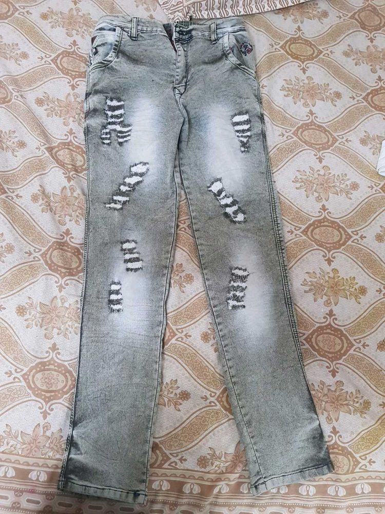 Distressed Grey Wash Jeans