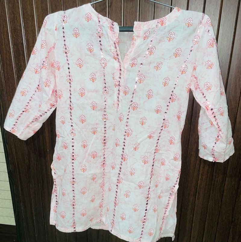hand stiched Pink floral Kurta🎀