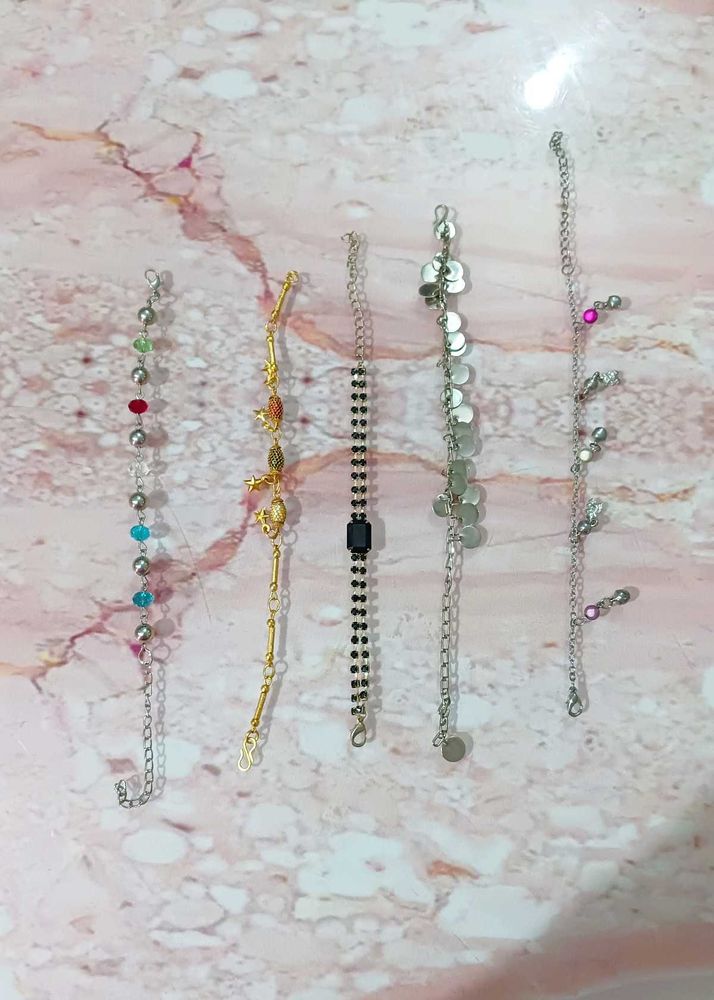 Set of 5 Trendy Bracelets