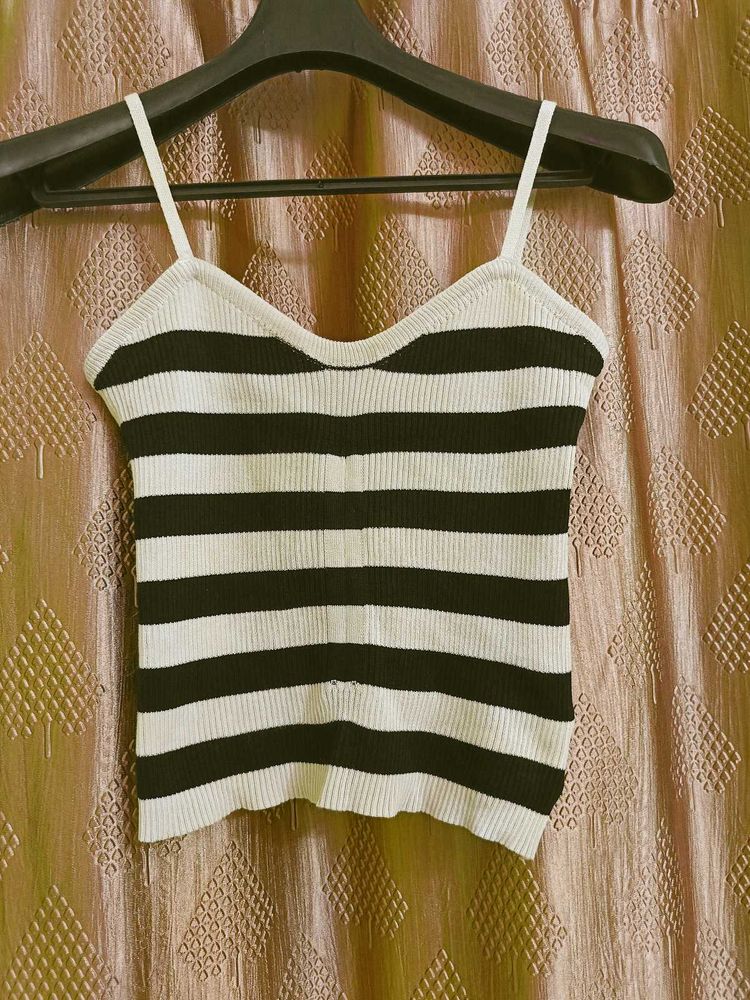 Striped Knit Crop Top | SAVANA