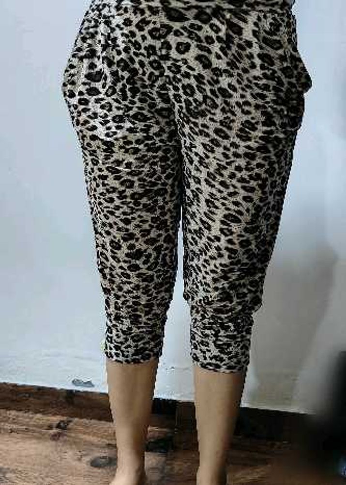 Leopard Print Cropped Pants