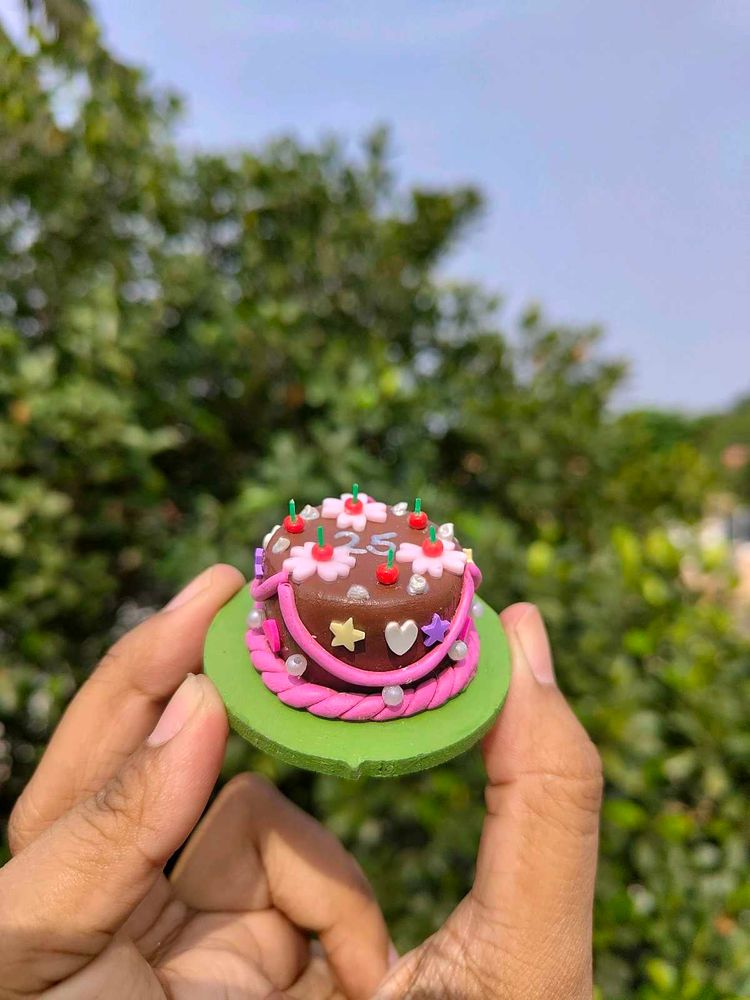 Miniature Clay Cake Magnet