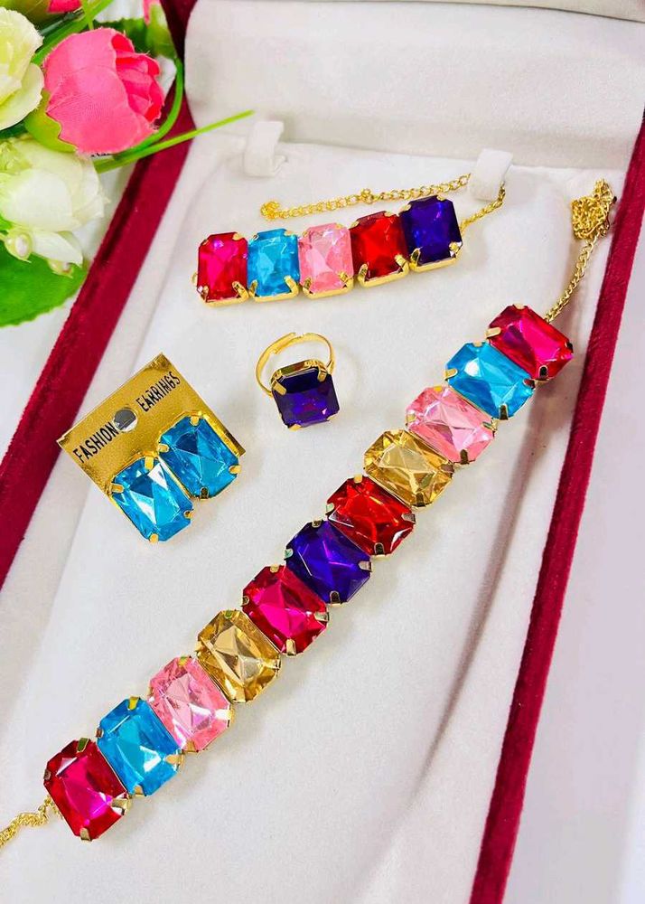 Beautiful Multicolour Jwellery Set....