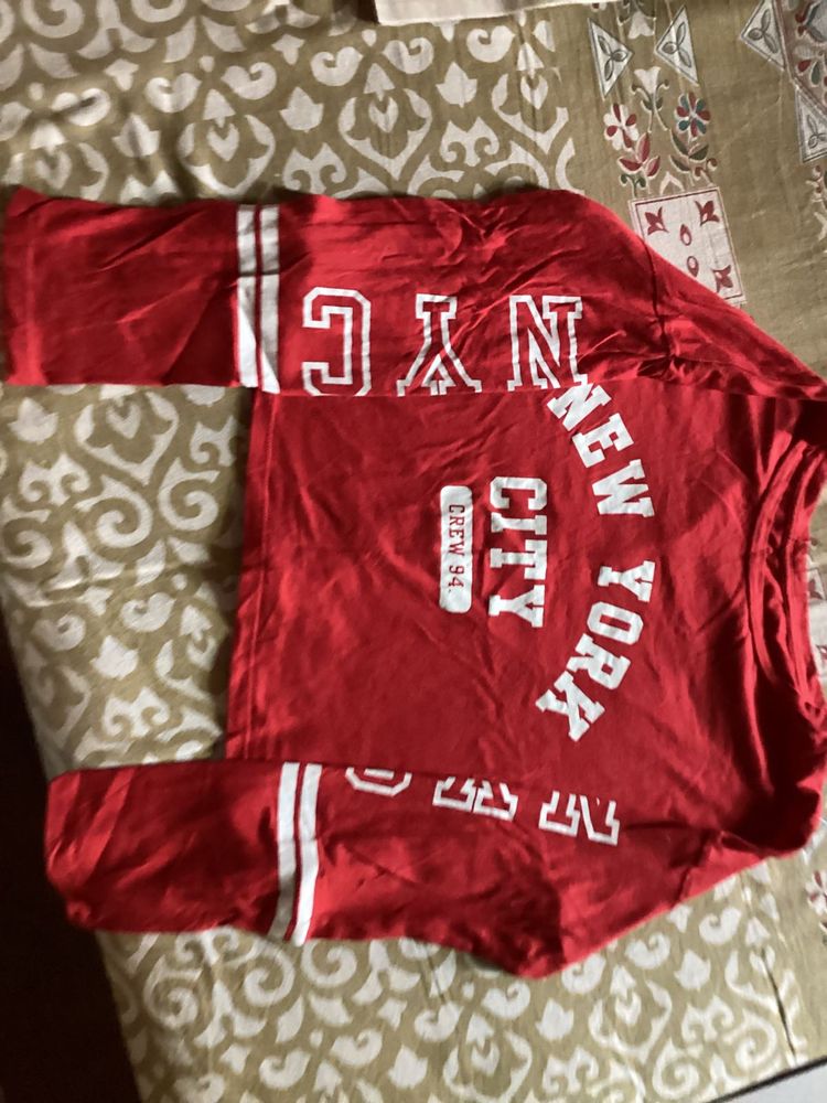 Red NYC Graphic Long Sleeve Top