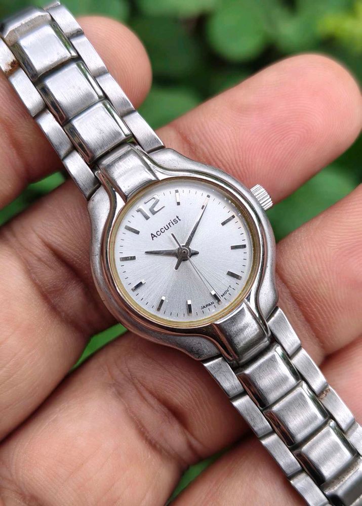 Accurist Women's Silver Band Watch