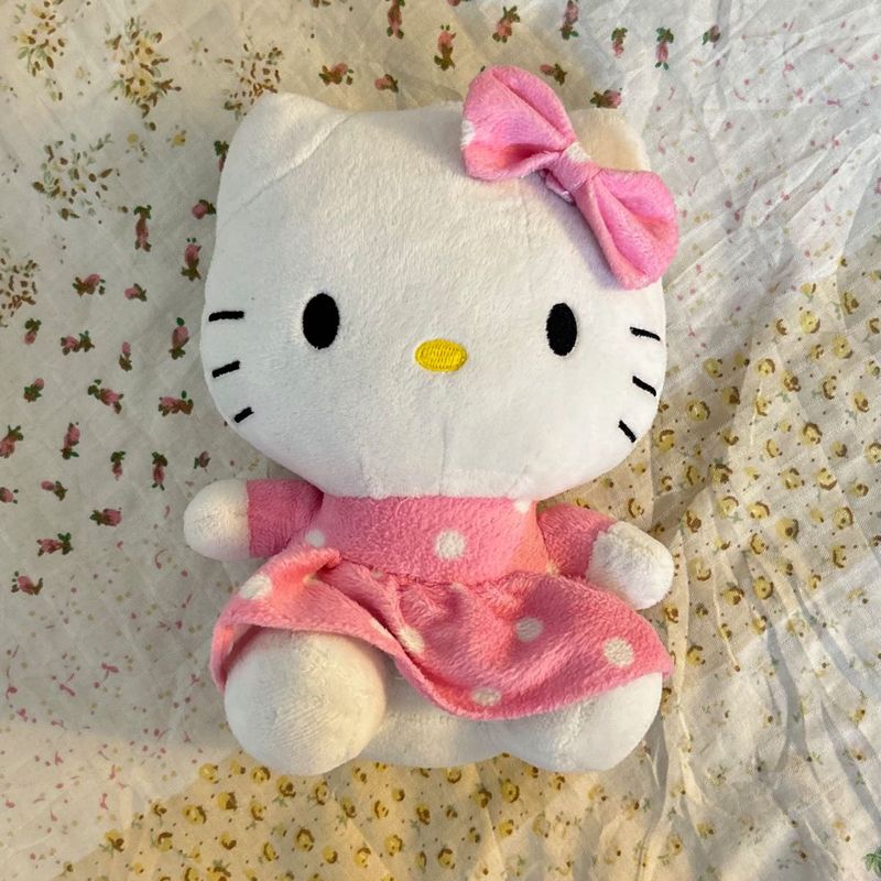 kawaai Hello Kitty Plushy