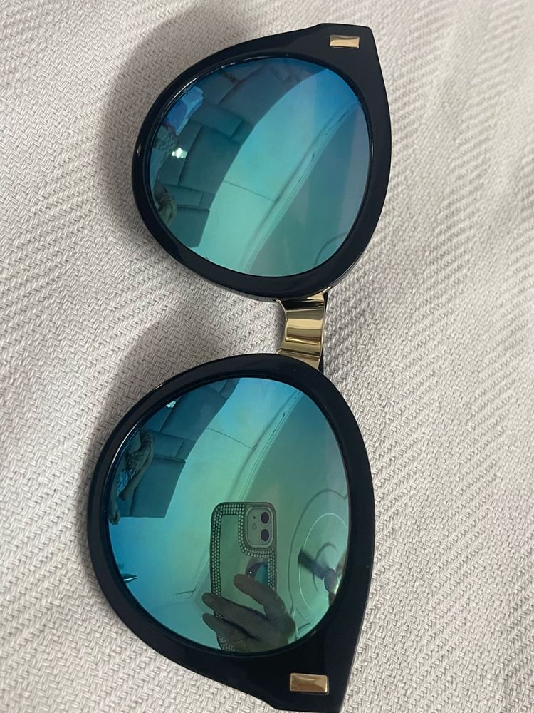 Stylish Blue Mirror Sunglasses