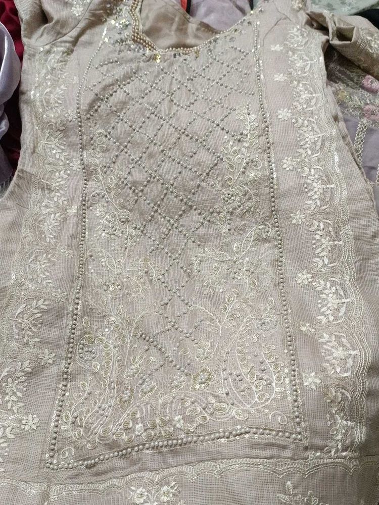 Elegant Embroidered Kurta
