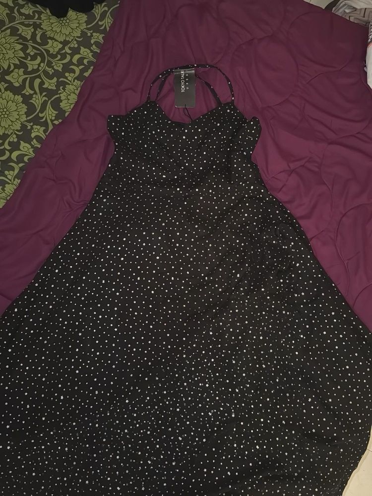 Chic Black Dress