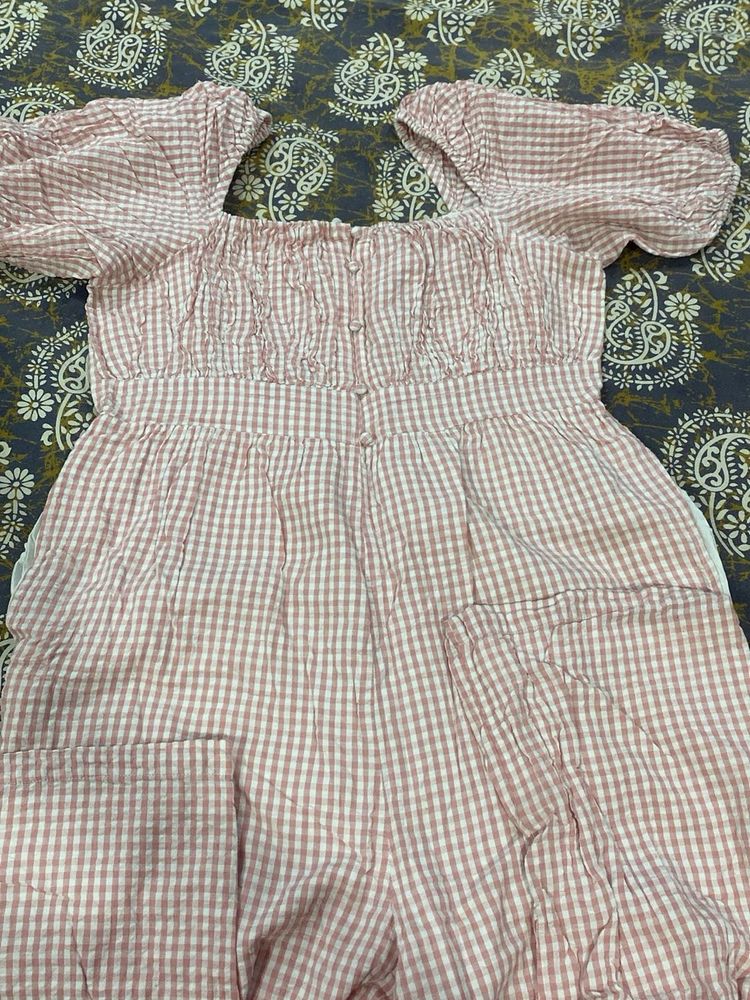 Cute Pink Gingham Puff Sleeve jumpsuit