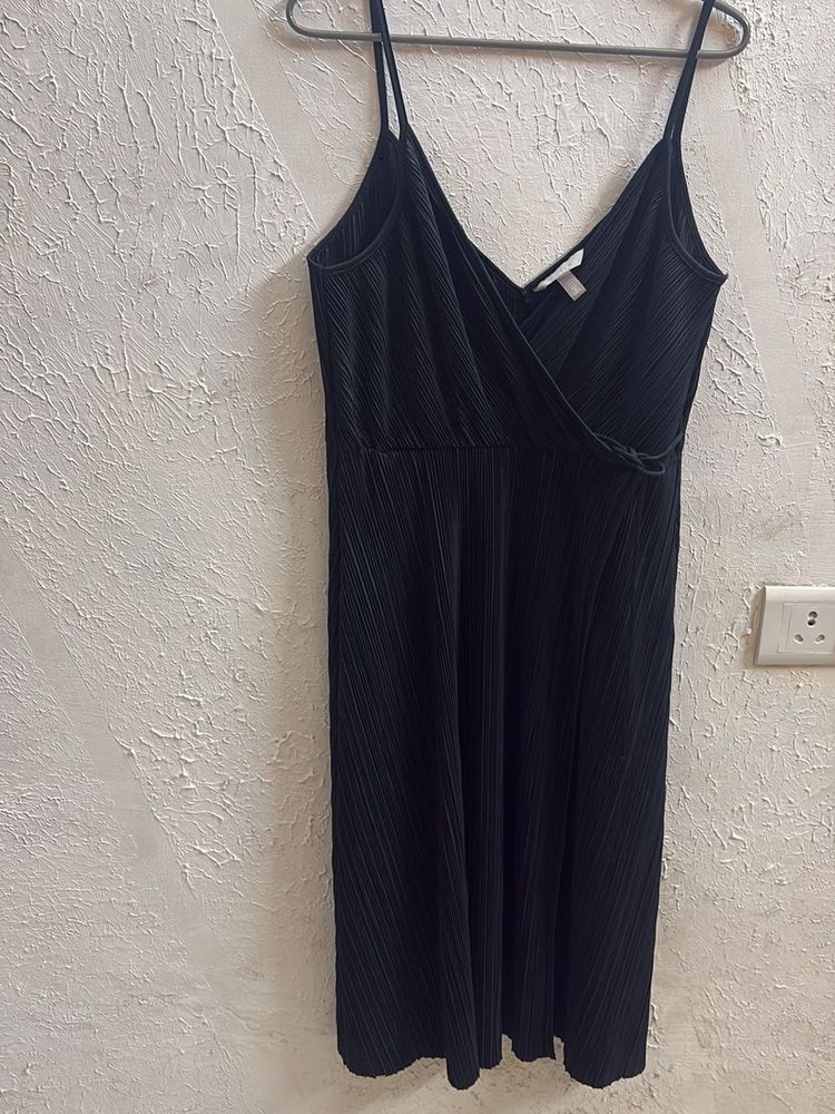 H&amp;M Black Ribbed Midi Dress