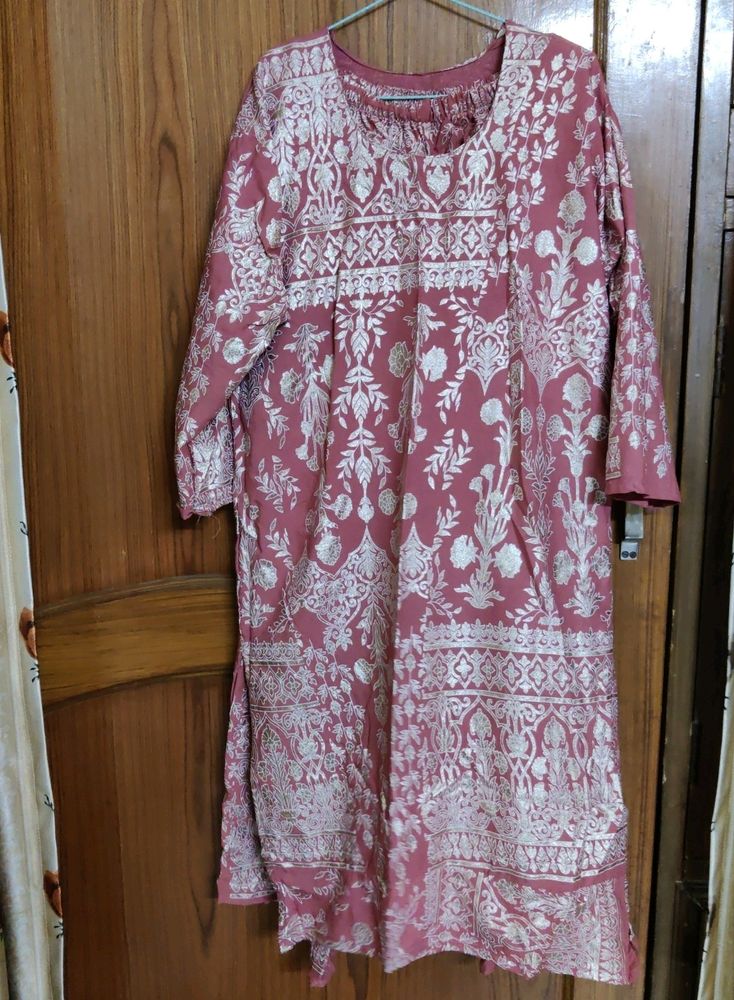 Elegant Kurti with Intricate Silver Print