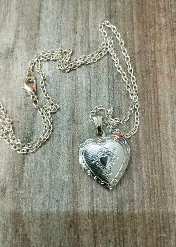 Vintage heart Silver chain necklace