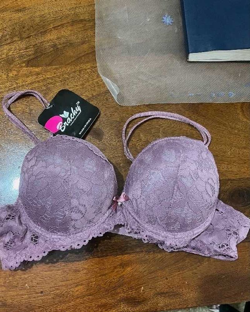 New Beautiful Lace Bra &amp; Trouser