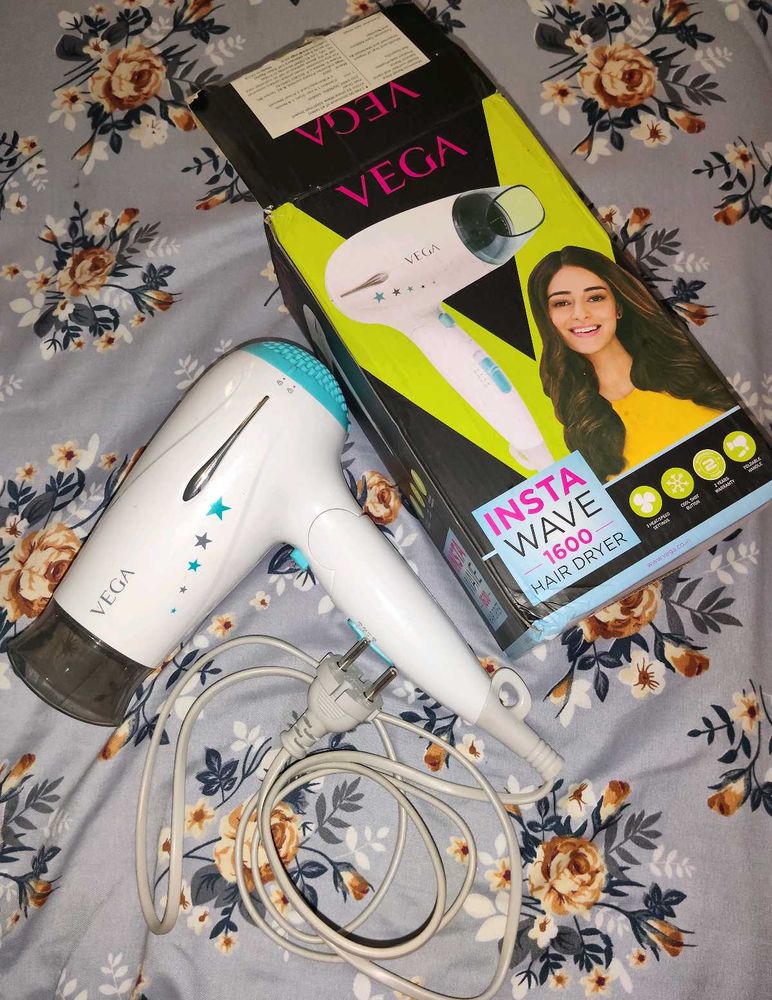 Vega Insta Wave 1600 Hair Dryer