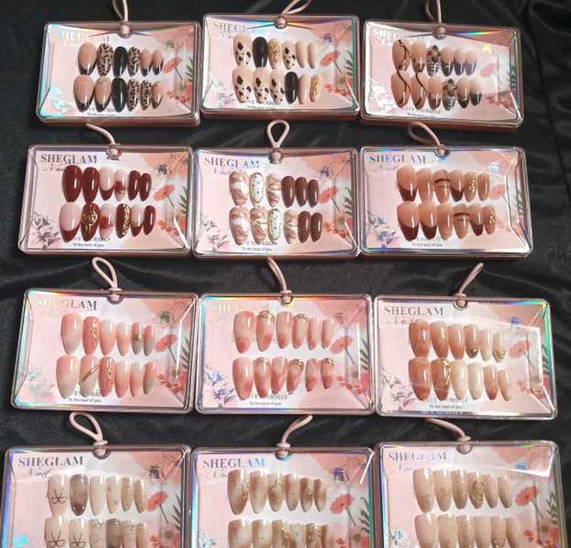 press on nails