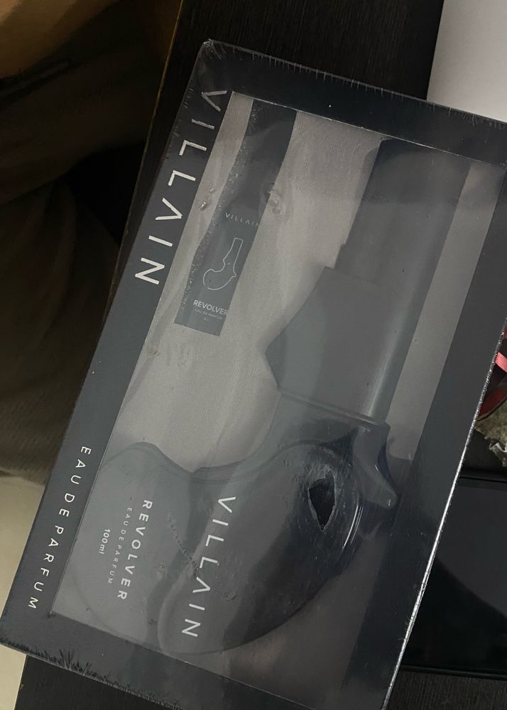 VILLAIN REVOLVER PERFUME 🖤