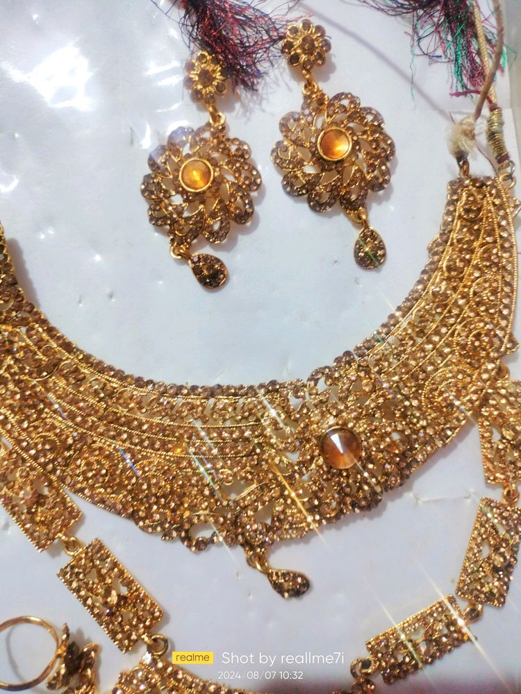 When You Wear,U Will Shine Bridal Jewellery Set