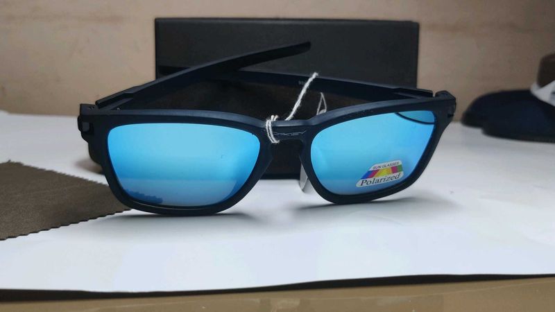Polarized Sunglasses with Blue Lenses