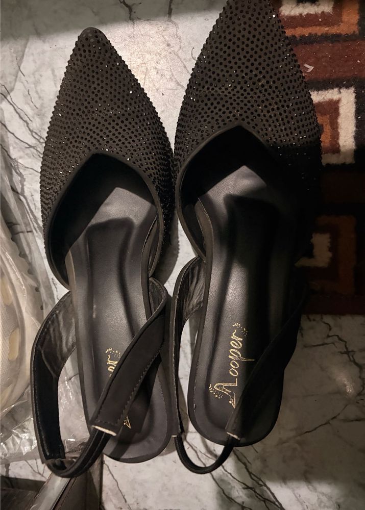 Sparkling Black Heels