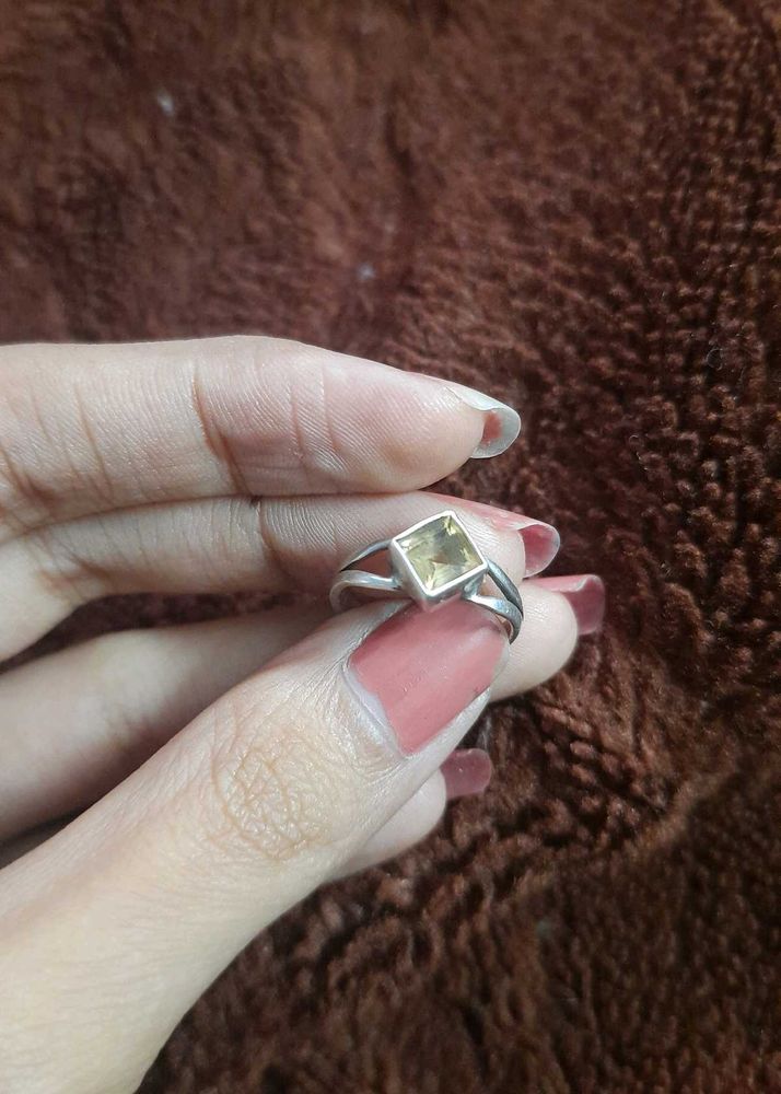 Elegant Square Cut Gemstone Citrine Ring