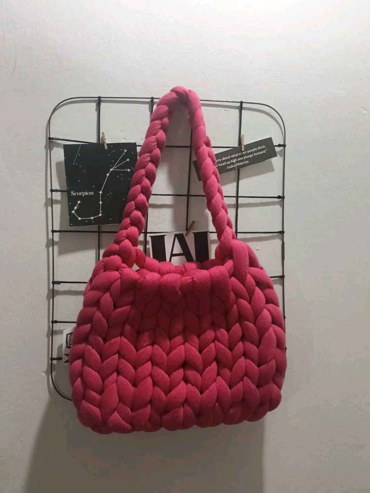 Chunky Knit Hand Bag