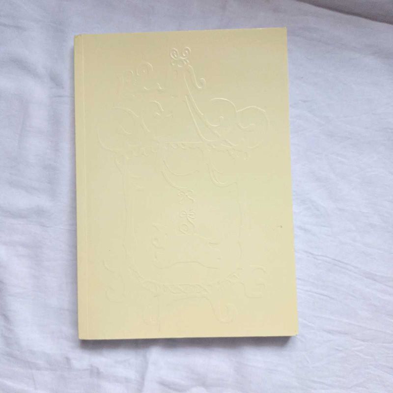 Lesserafim Season Greetings Photobook