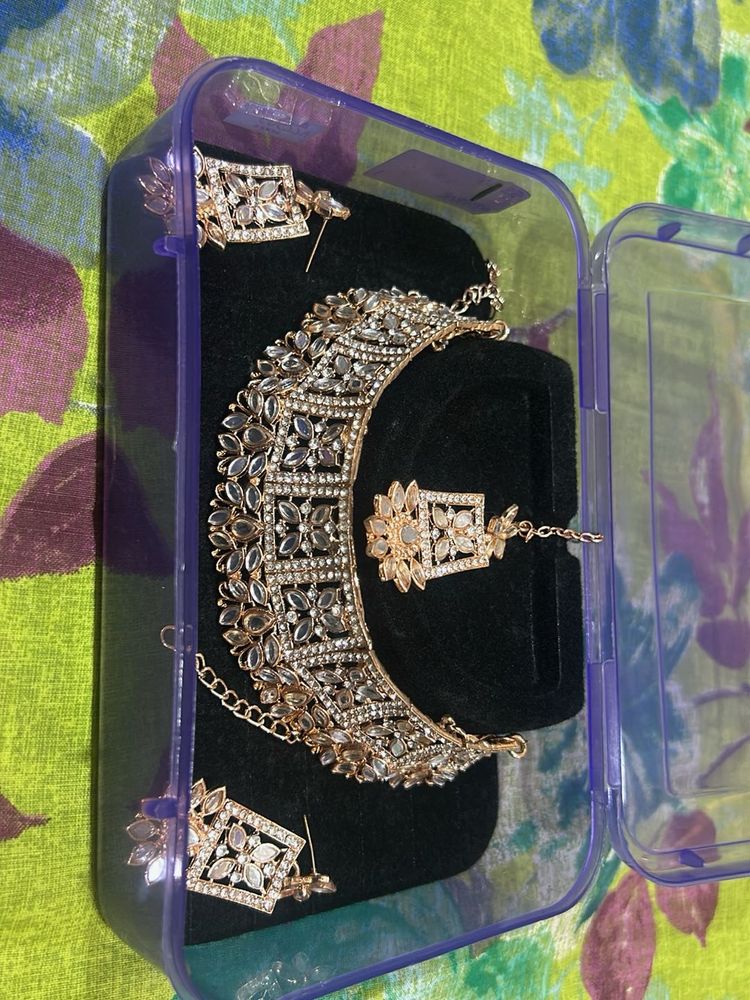 Stunning Indian Jewelry Set