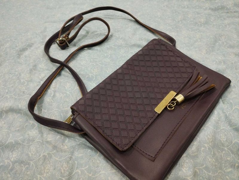 Crossbody Bag with Tassel Detail🍹🎀