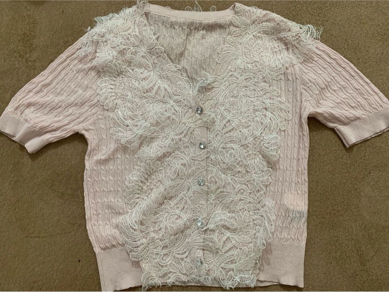 Chic Lace Trimmed Cardigan
