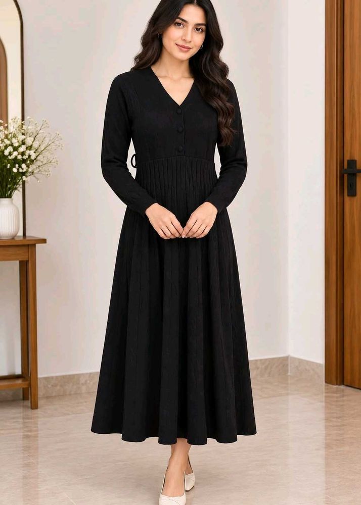 Elegant Black Knit Midi Dress