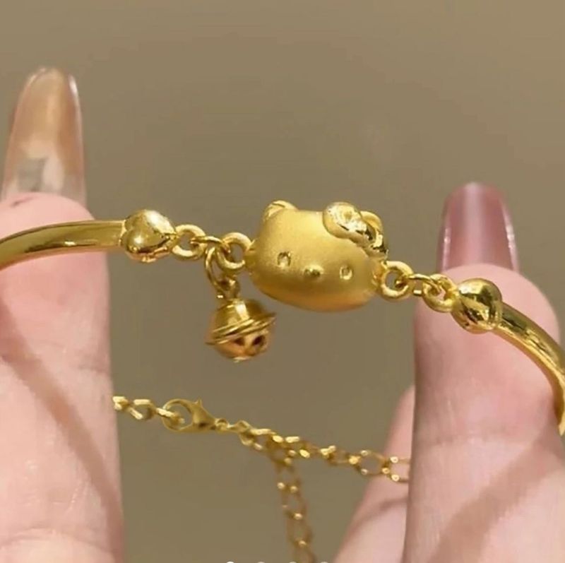 Hello Kitty Gold Bracelet