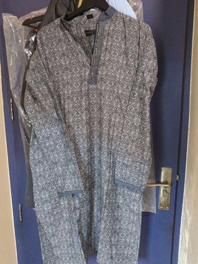 manyavar custom kurta