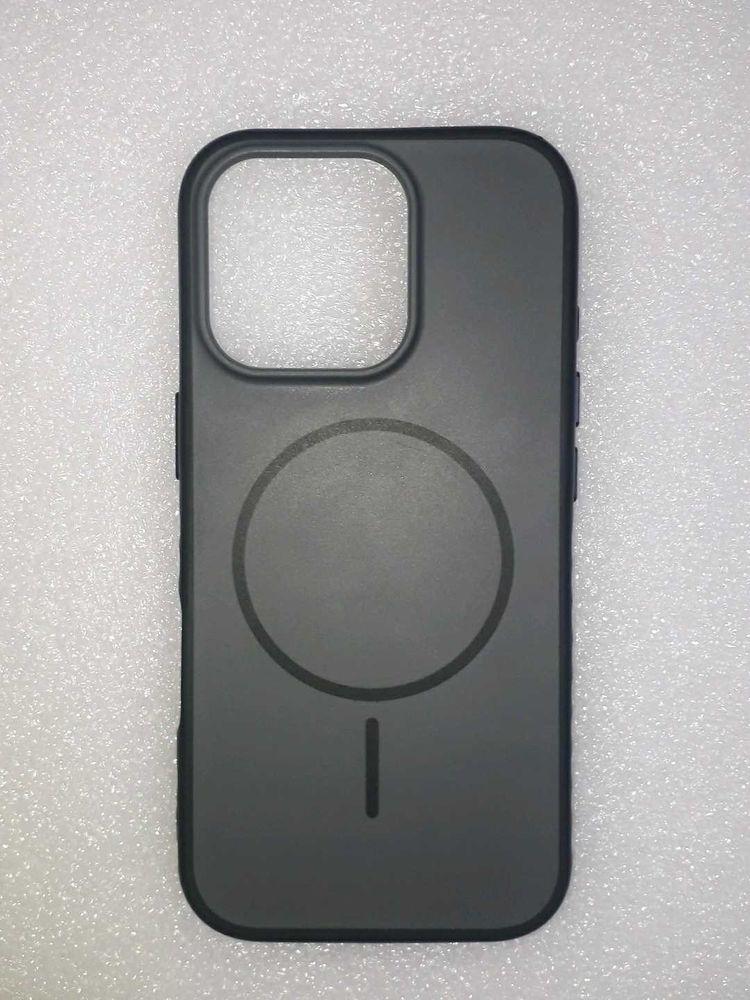 Iphone 16 Pro Matte Black Magnetic Case