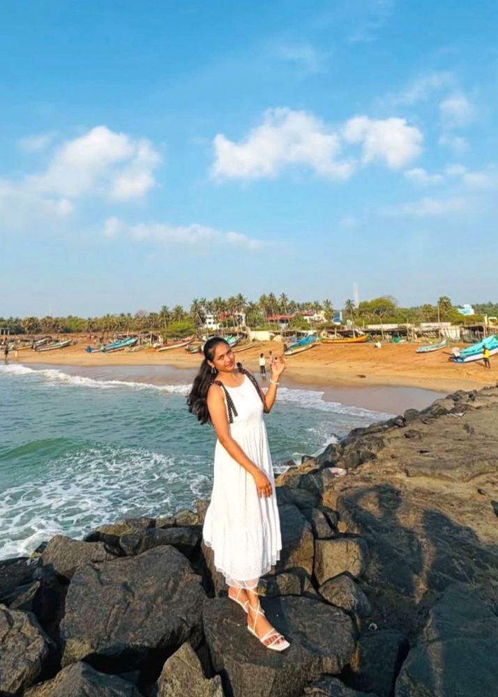 Elegant White Midi Dress