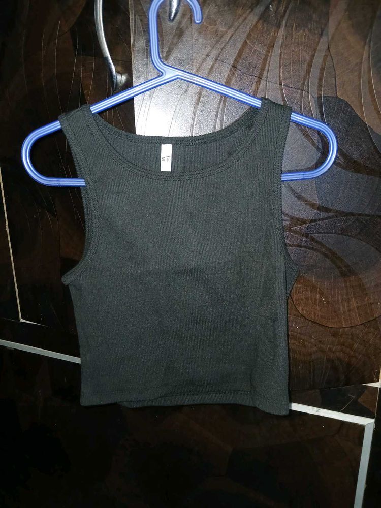 Set of 2 Ribbed Crop Tank Tops (Black &amp; White) - S