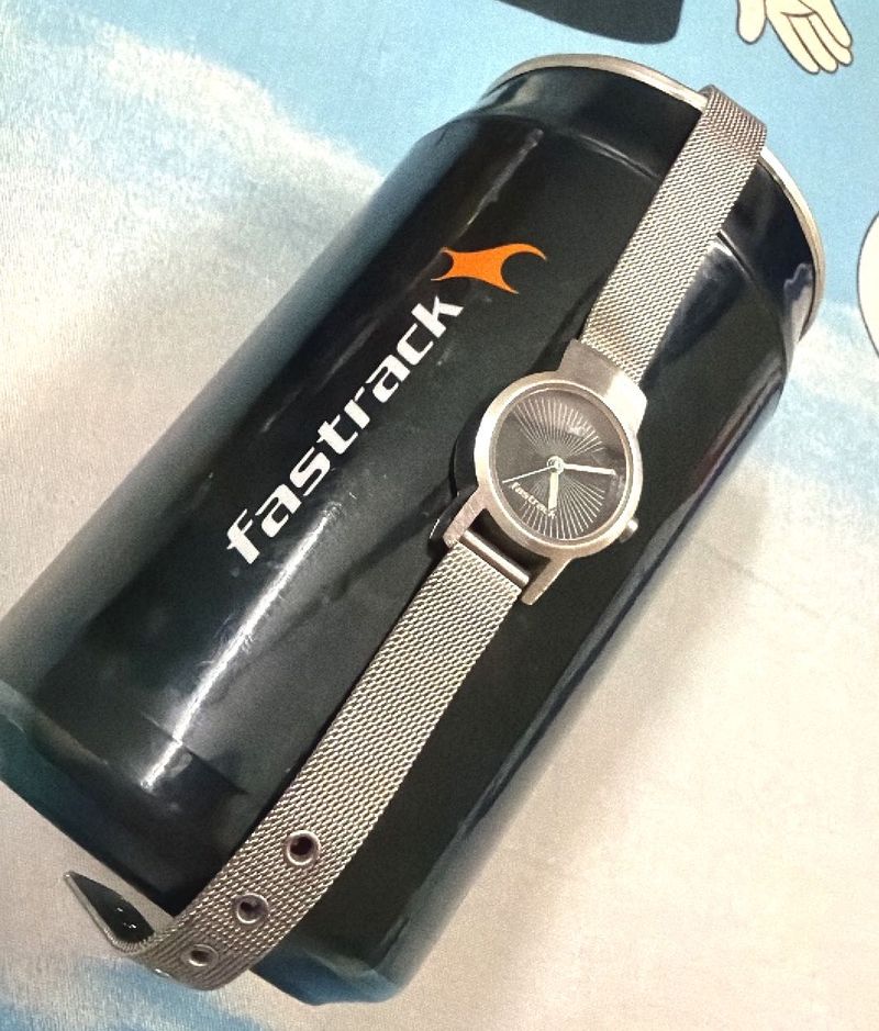 Fastrack Silver Mesh Strap Watch