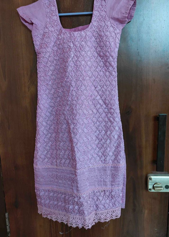 Lavender Embroidered Kurti Set With Dupatta