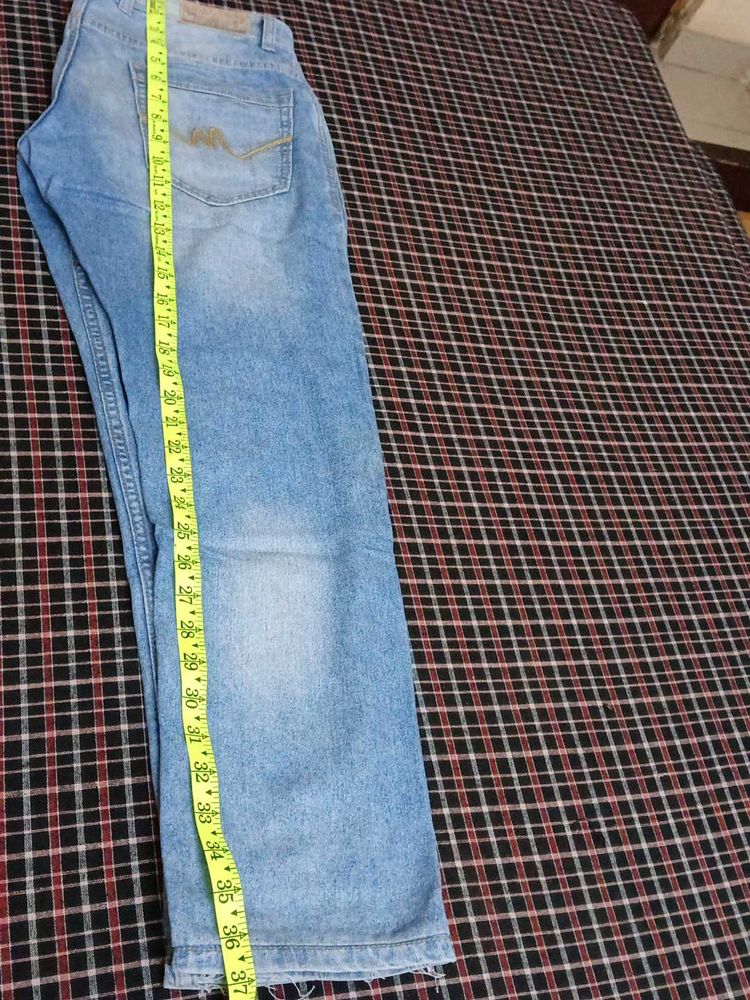 Light Wash Straight Leg Jeans